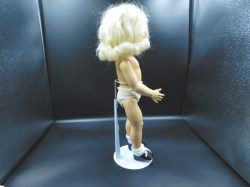 toni platinum nude side